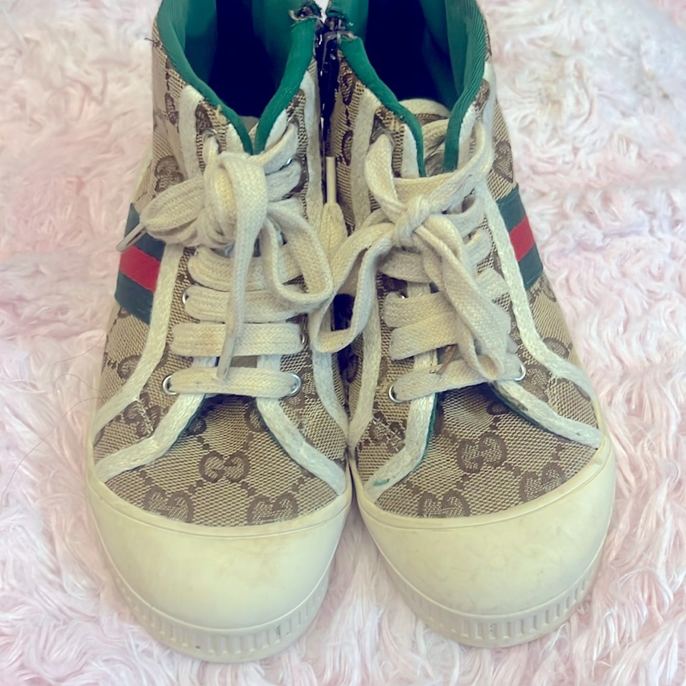 Kids Gucci shoes